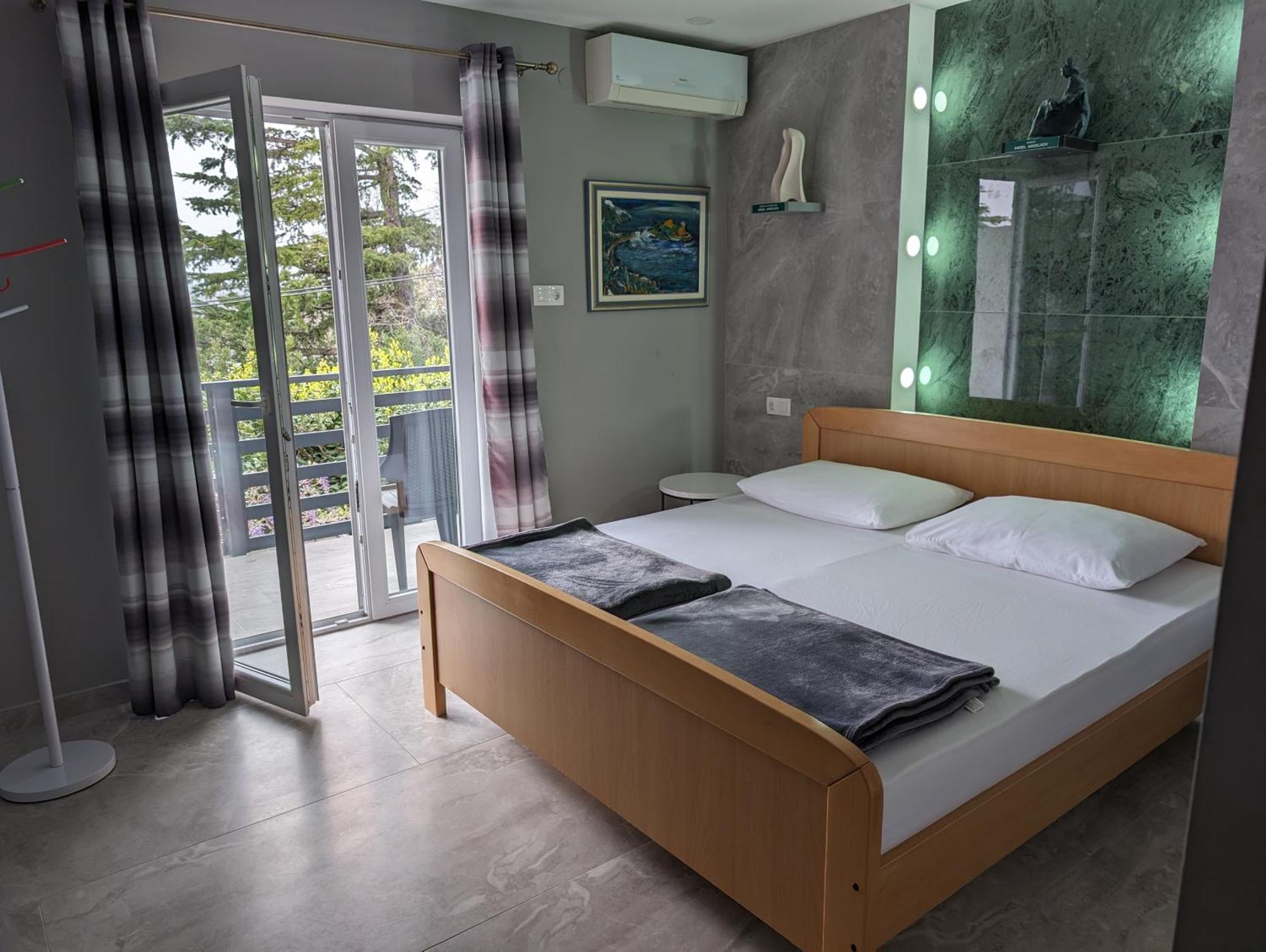 Jadranka Cacic Apartment Klenovica